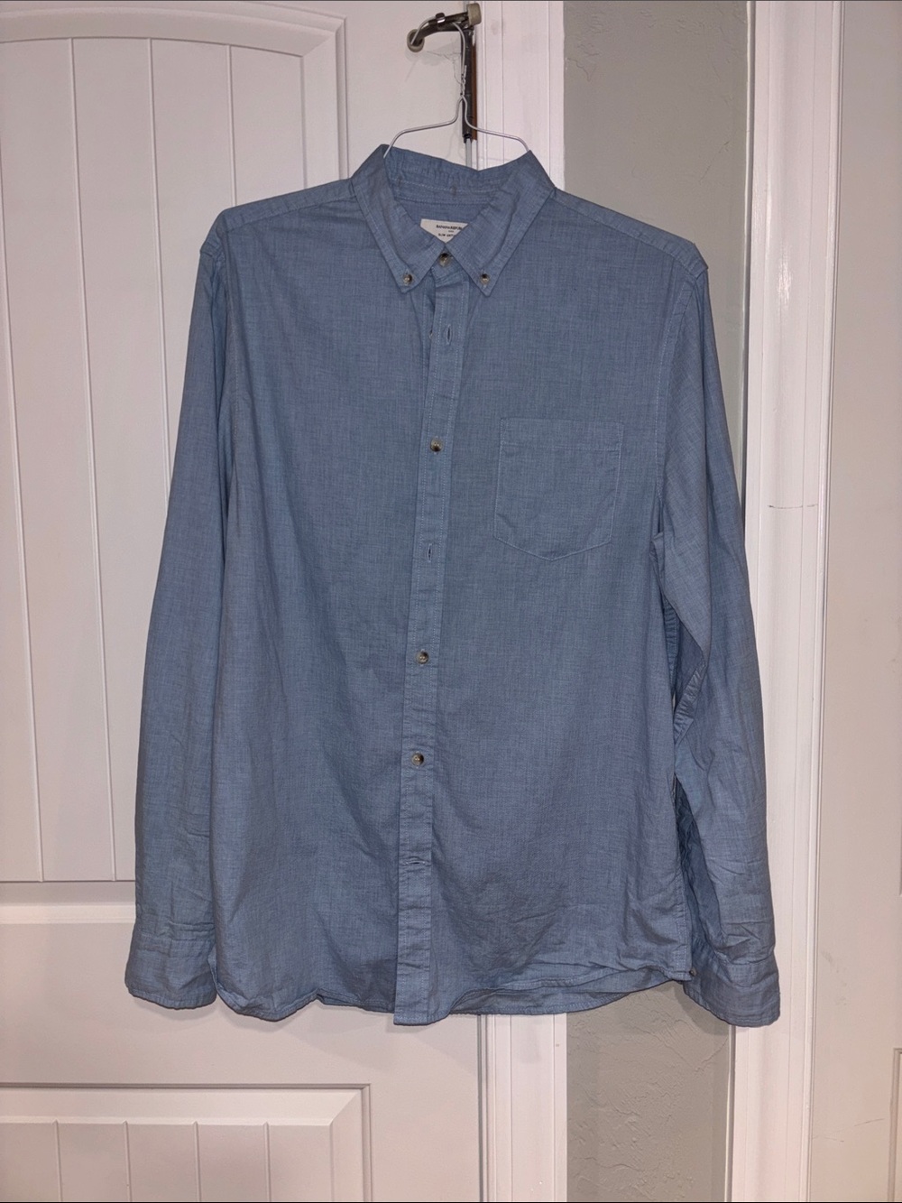 Banana Republic Light Blue Button-Down Shirt Large Tall, Slim Untucked